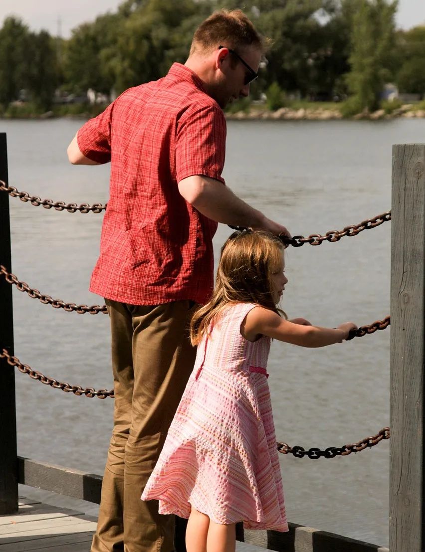 father-1808749_1280.jpg