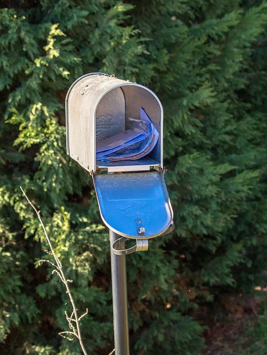 mailbox-4021625_1280.jpg
