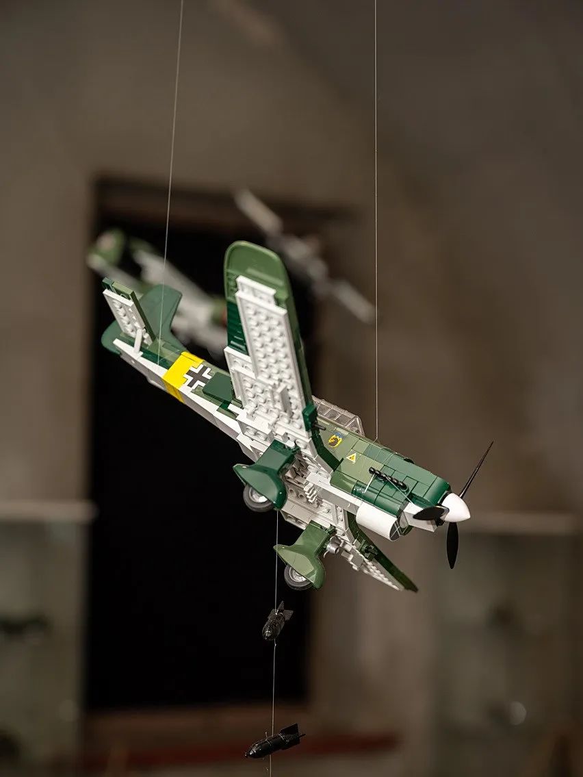 construction-set-7484306_1280.jpg