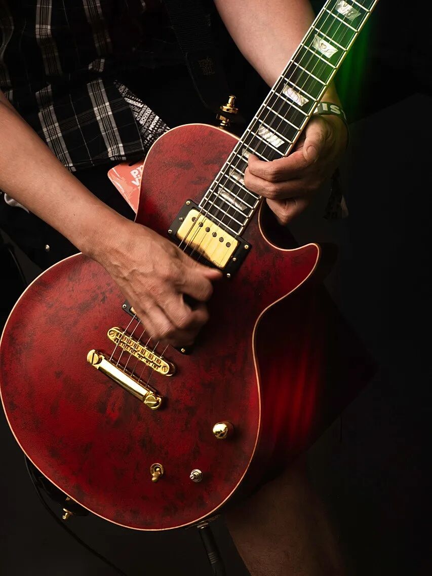 guitar-8102659_1280.jpg